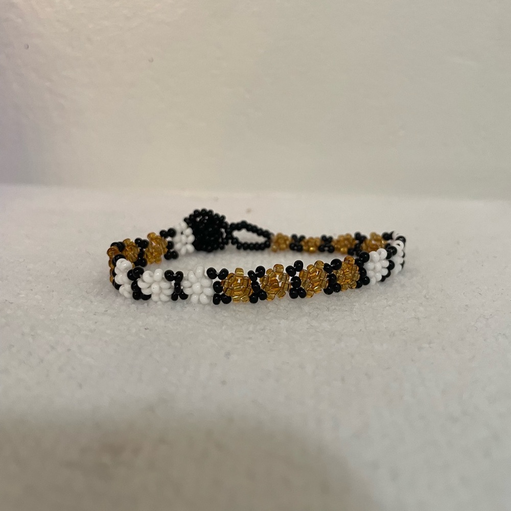 Huichol Beaded Flower Bracelet